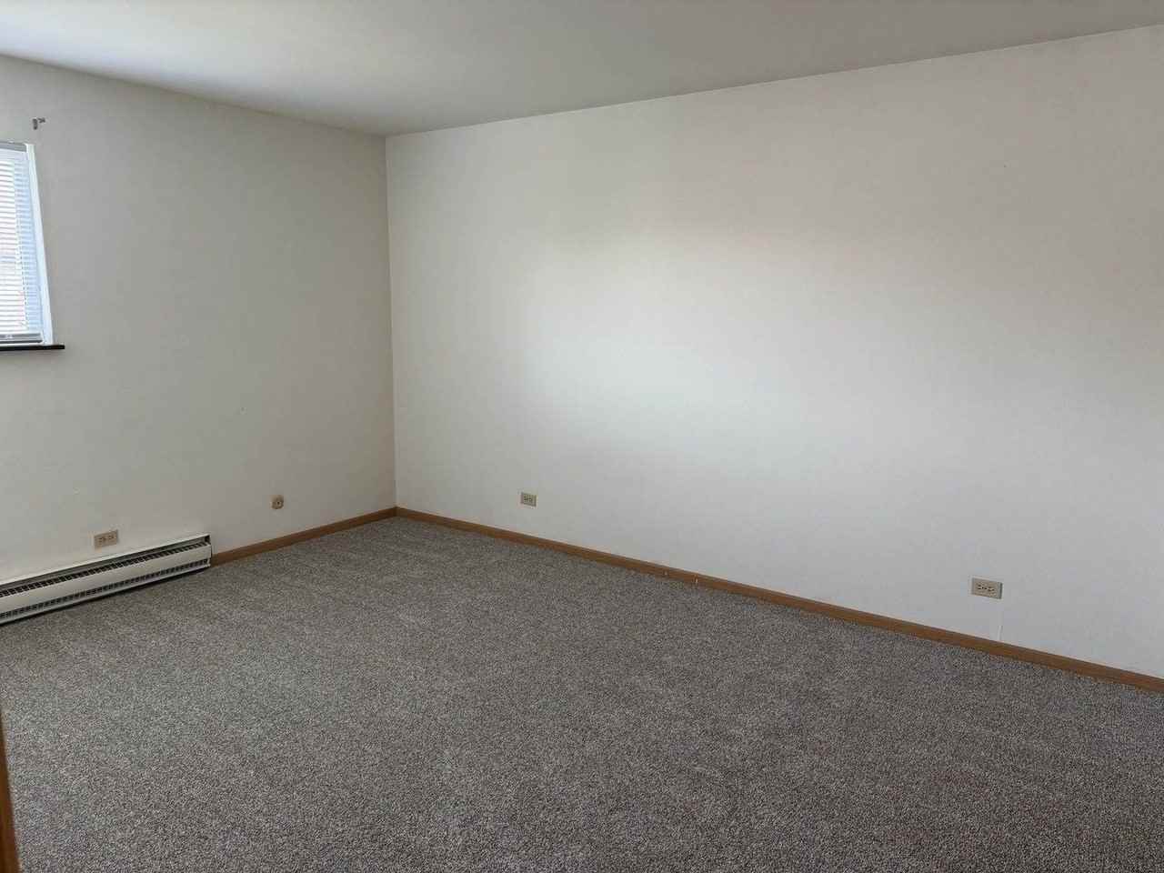 205 Morgan Ct #2C - Photo 3 of 3