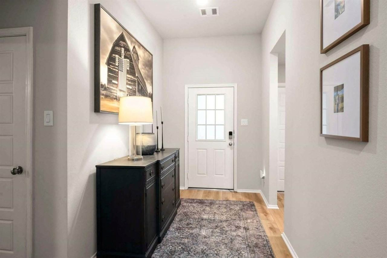 326 Jewett Meadow Dr - Photo 4 of 30