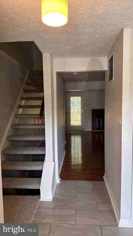 10802 Beech Creek Dr - Photo 3 of 26
