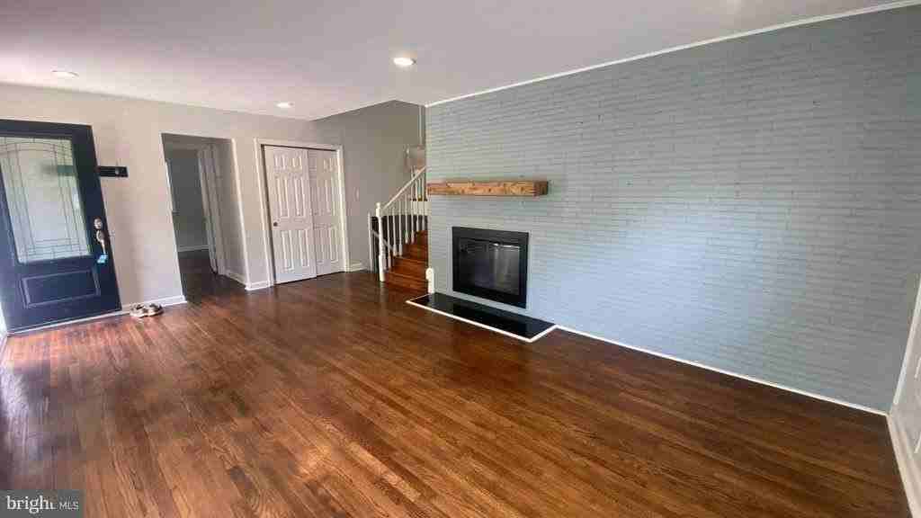 6006 Windham Rd - Photo 3 of 19