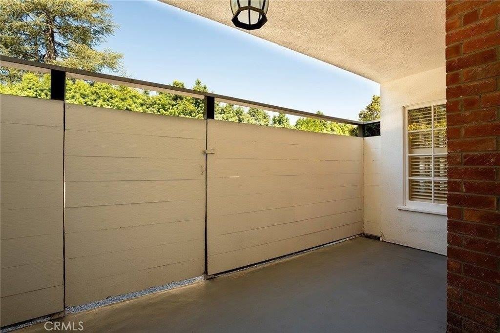 681 S Orange Grove Blvd - Photo 6 of 15