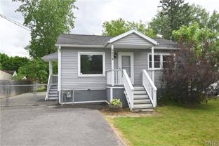 5854 Reis Dr - Photo 1 of 1