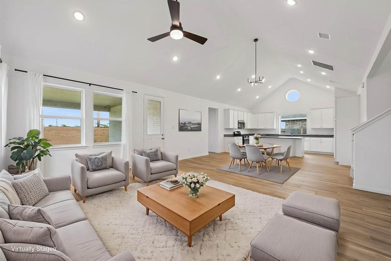 7818 Palm Glade Dr - Photo 2 of 45