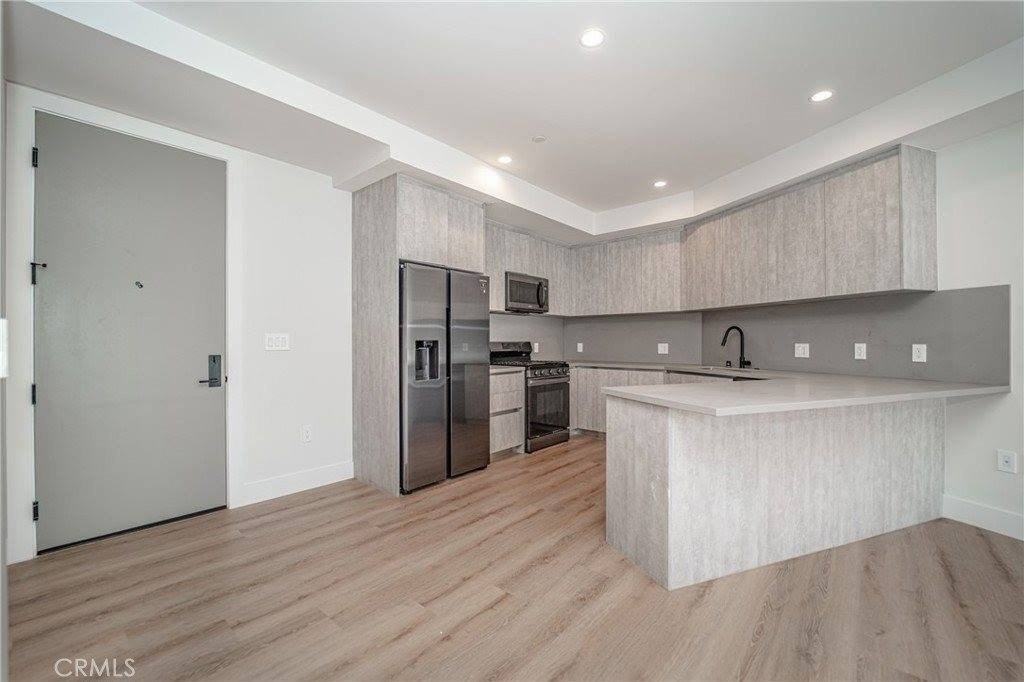 2828 London St - Photo 6 of 30