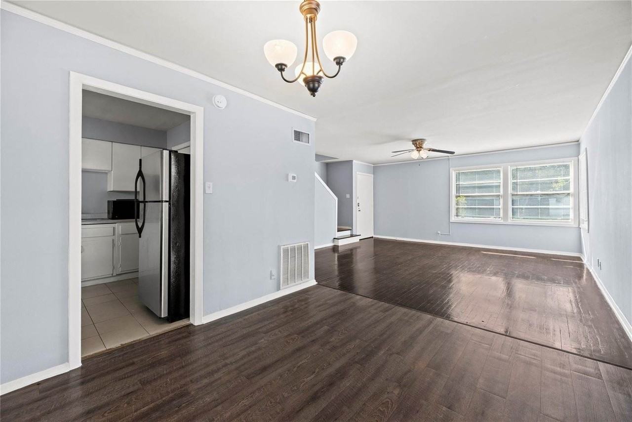 3930 Law St - Photo 3 of 17