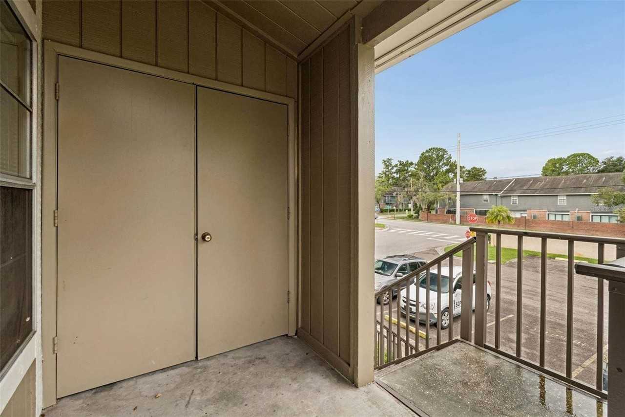 14301 Hanging Moss Cir - Photo 6 of 25