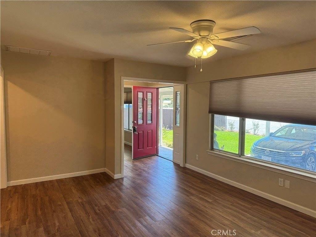 2100 Kennedy Ave - Photo 3 of 37