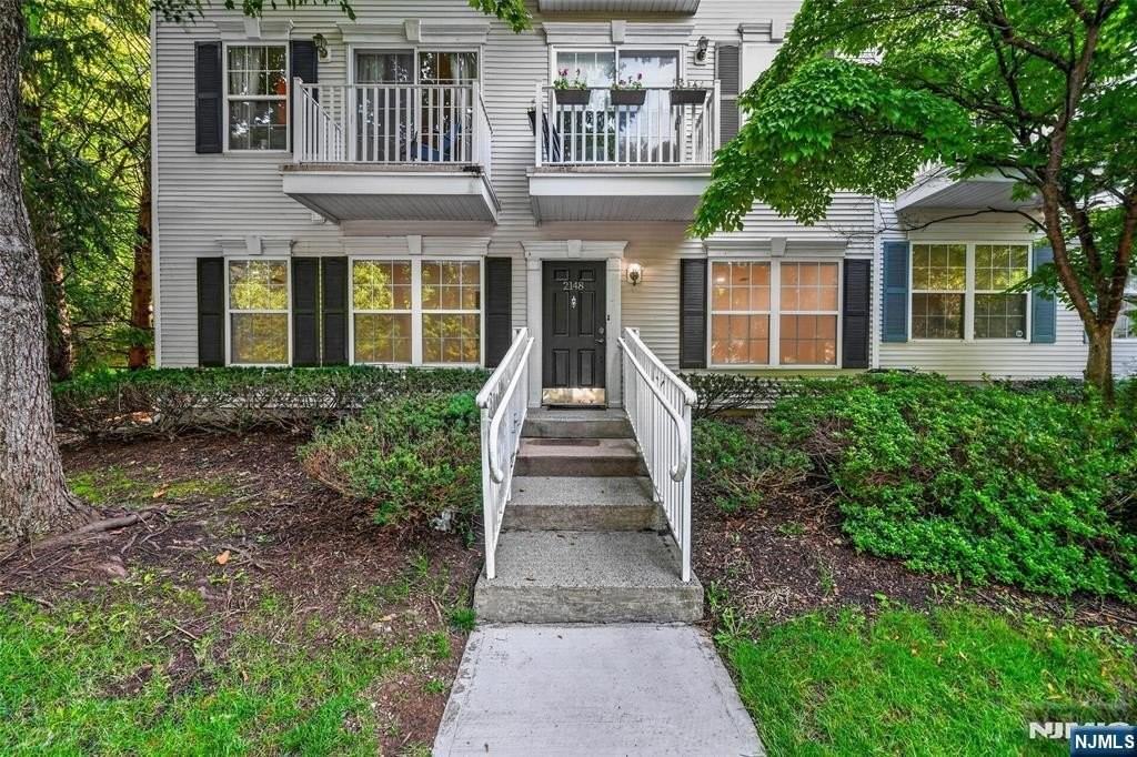 2148 Jordan Ct - Photo 3 of 21