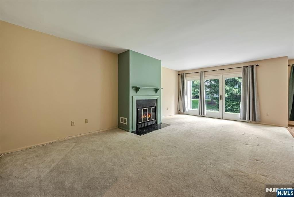 43 Forsgate Ct #43C - Photo 6 of 32