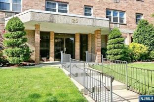 25 Jefferson St #6D - Photo 1 of 1