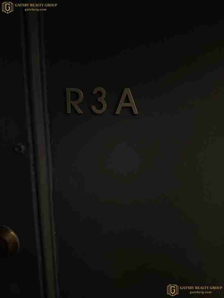 395 Broadway #R3A - Photo 4 of 12