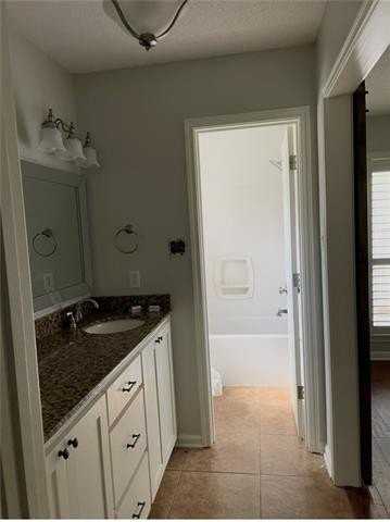 26 Whiteoak Ct - Photo 5 of 10