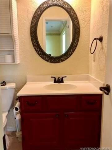 5444 Woodland Rd - Photo 5 of 8
