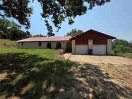 featured image of 8424 S 353rd Avenue E