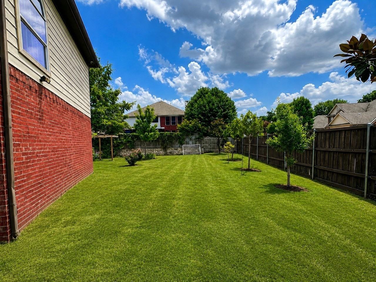 814 Honey Hill Dr - Photo 6 of 24