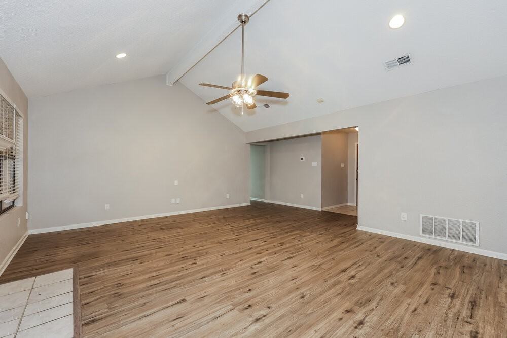 7712 Partridge Dr - Photo 5 of 16