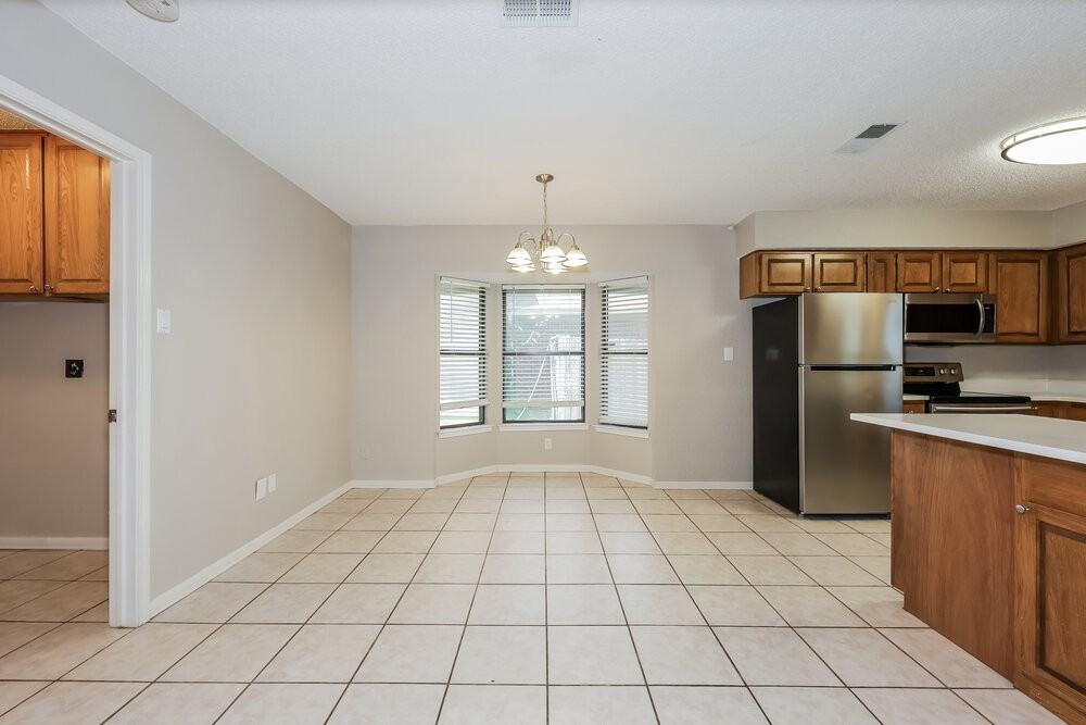 7712 Partridge Dr - Photo 6 of 16