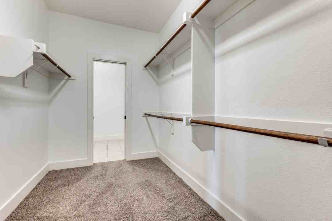 41 Kramer Ln - Photo 5 of 21
