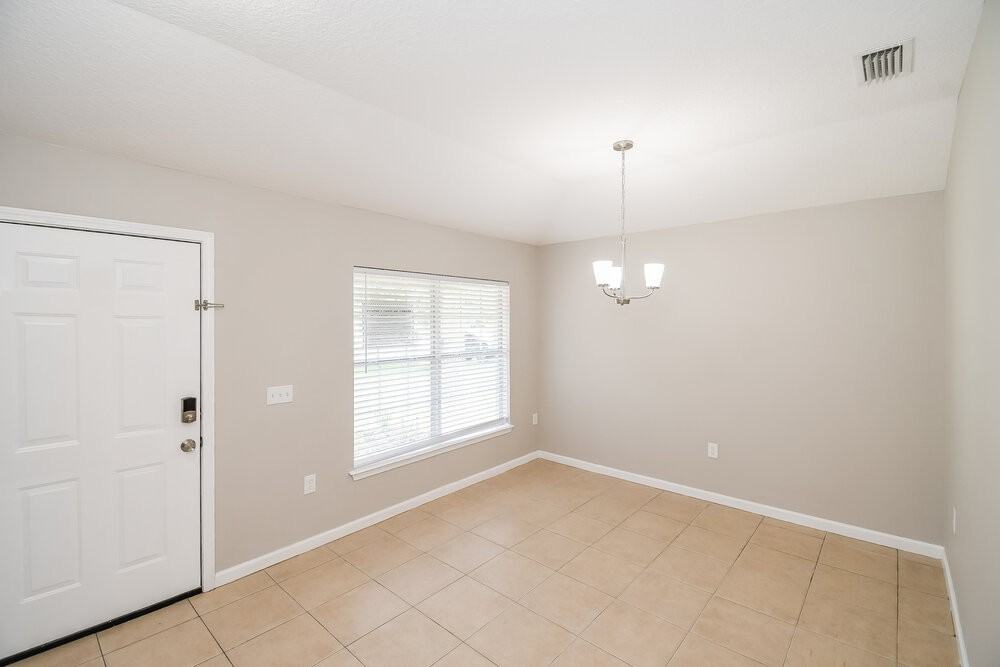 5107 Johnson Creek Dr - Photo 6 of 16