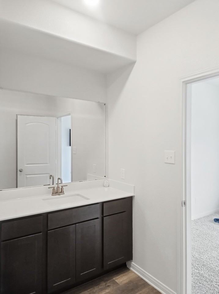8125 White Sulphur Rd - Photo 5 of 18