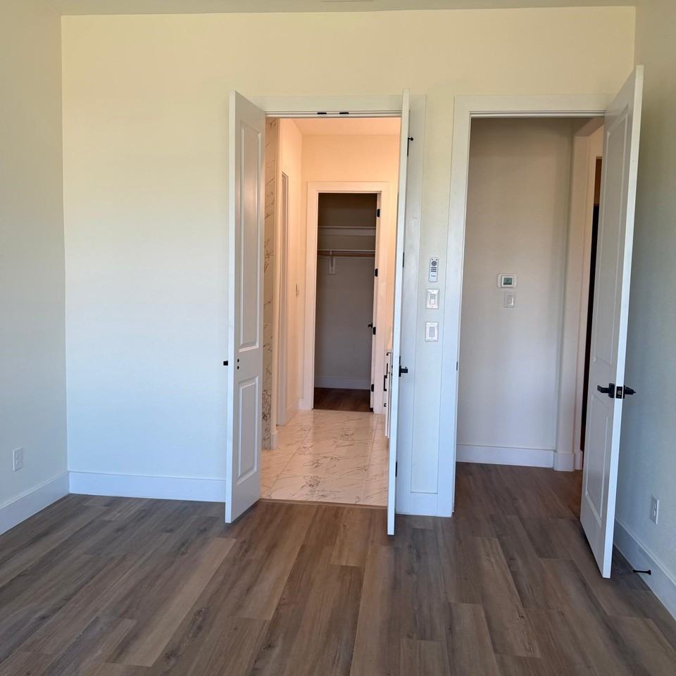 2701 S Jones St - Photo 7 of 40