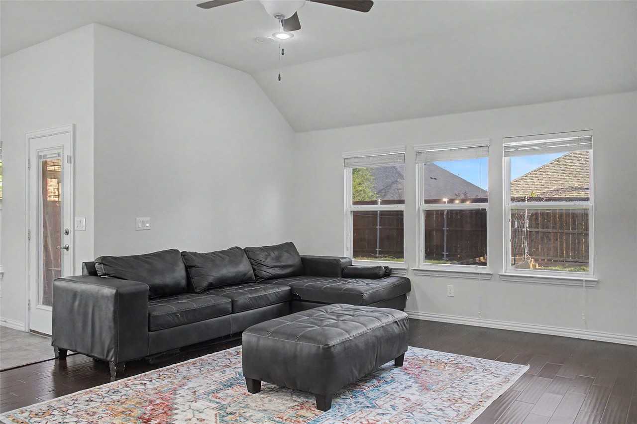 2348 Candler Club Way - Photo 5 of 25