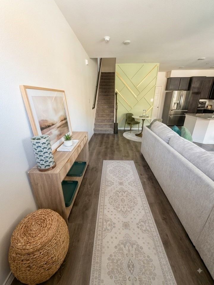 2450 Siskiyou St - Photo 5 of 22