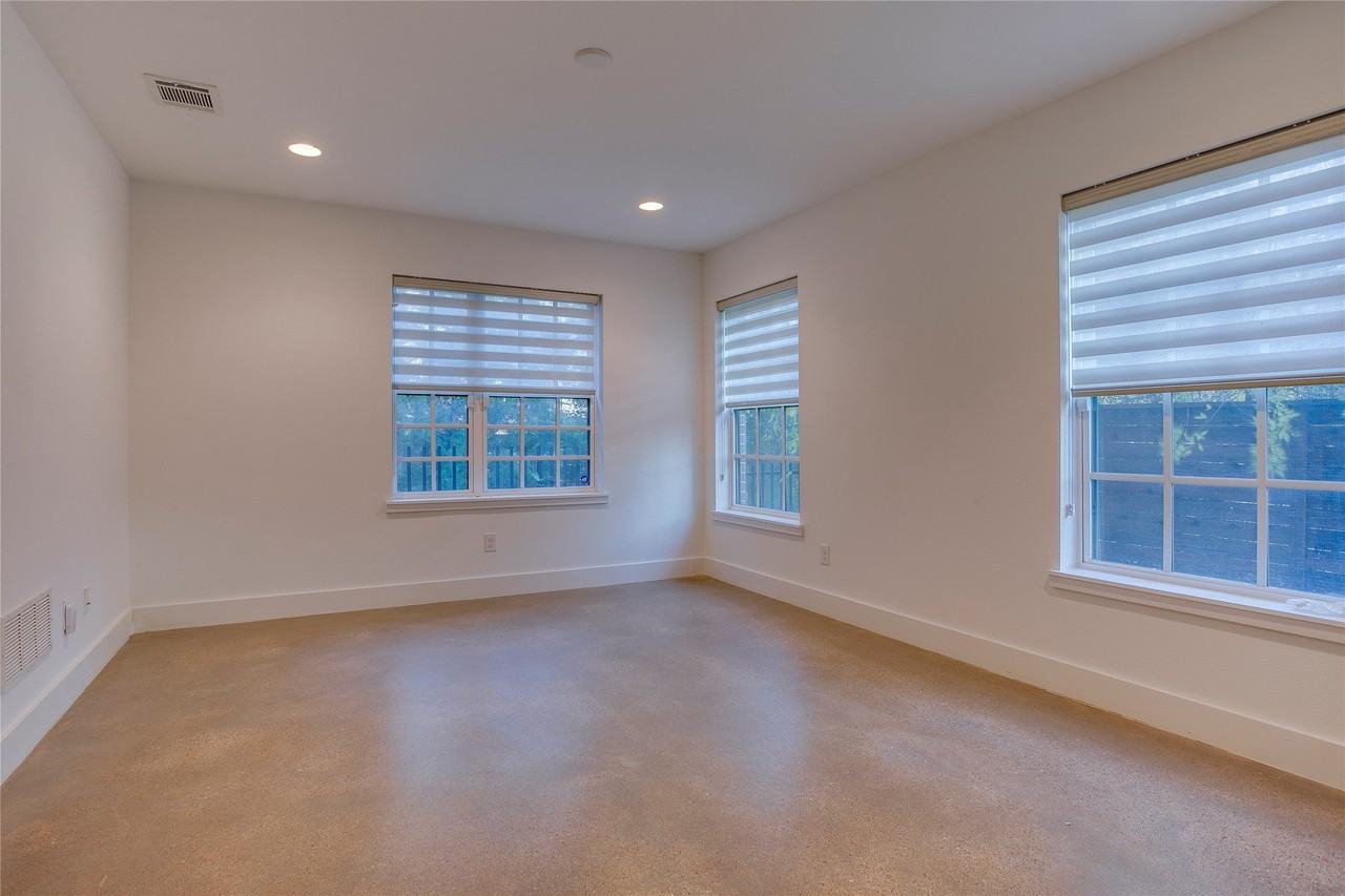 602 Finley Ct - Photo 4 of 38