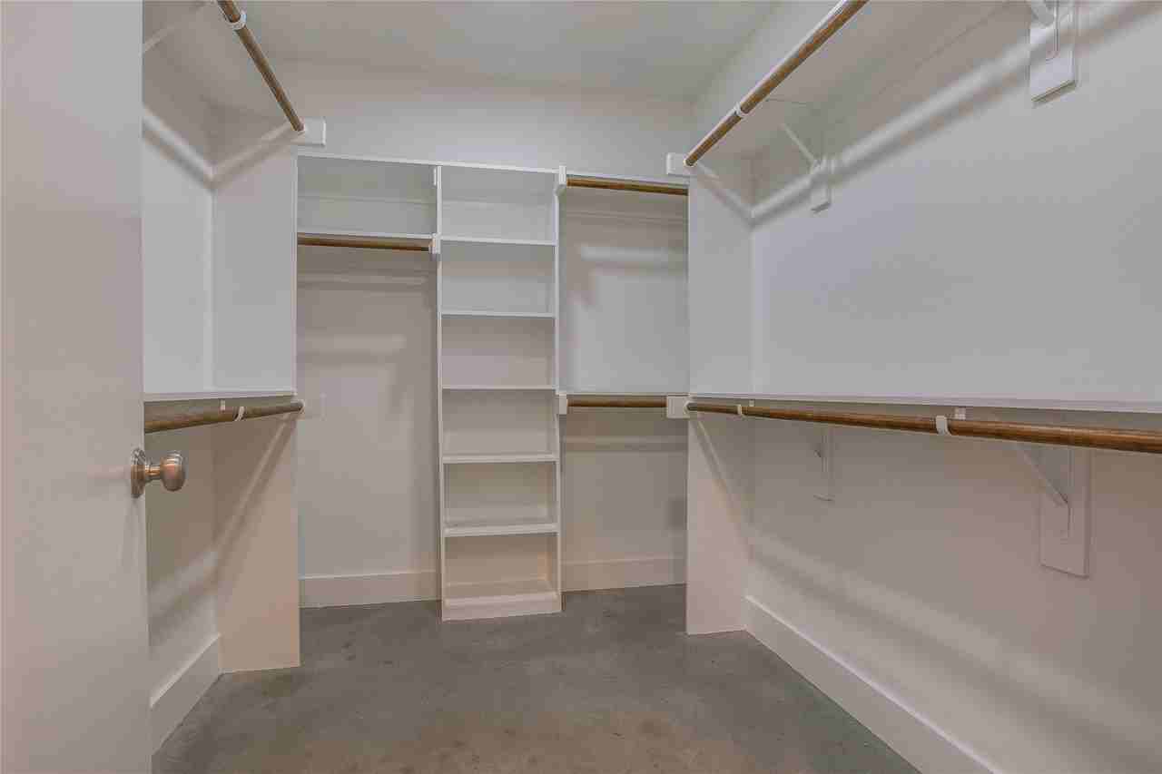 602 Finley Ct - Photo 6 of 38