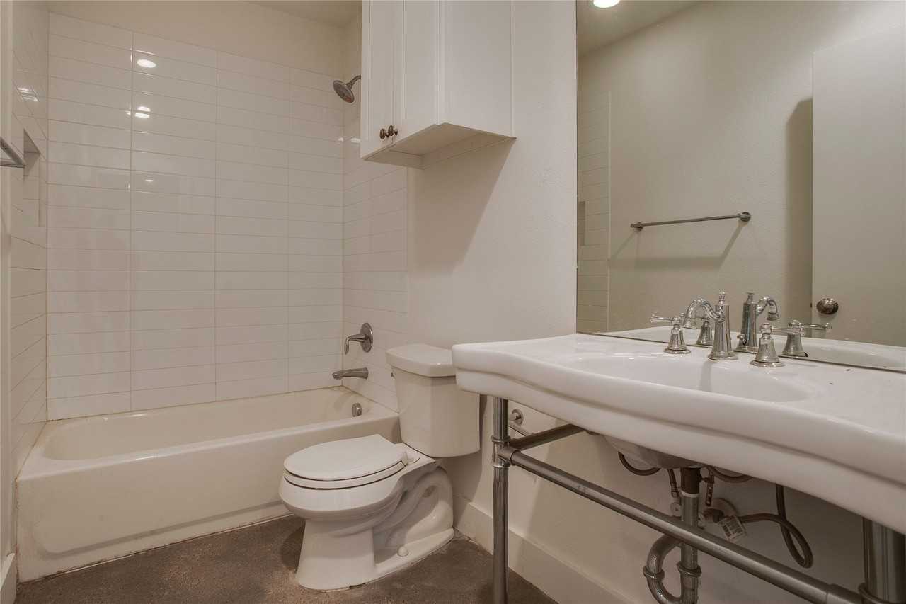 602 Finley Ct - Photo 7 of 38