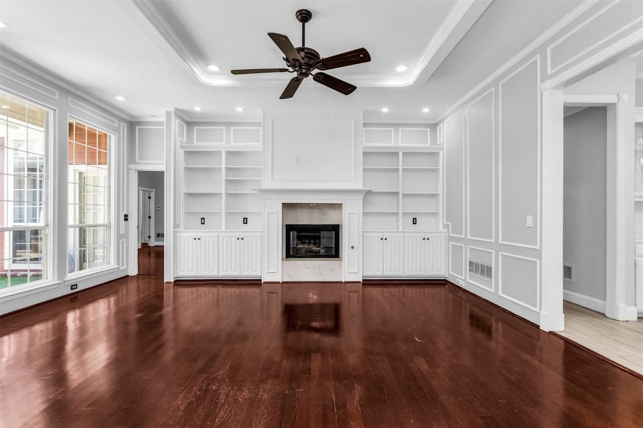 4404 Hollow Oak Dr - Photo 6 of 39