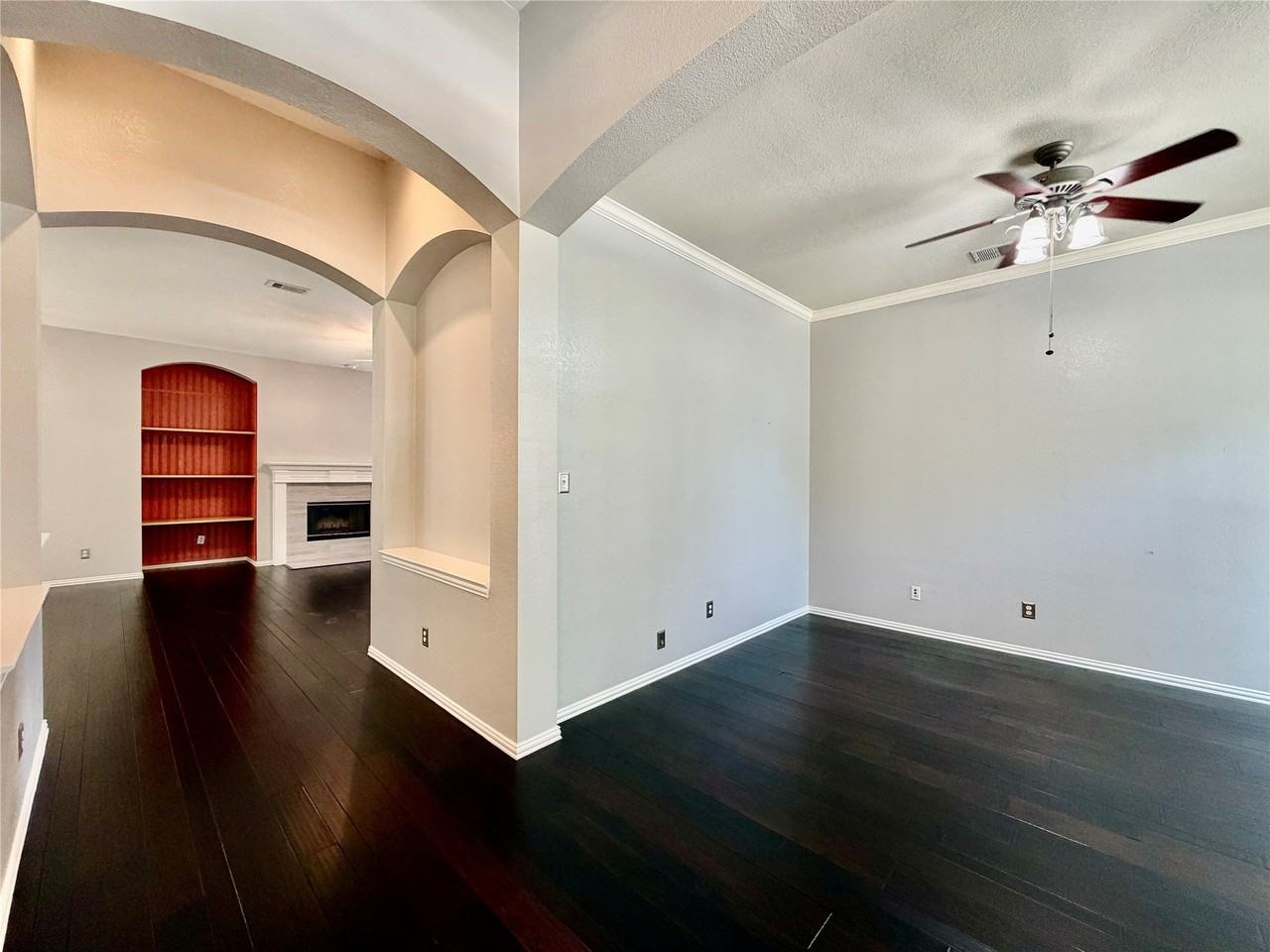 1632 Castle Pines Dr - Photo 6 of 29
