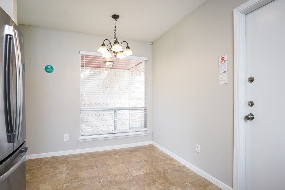 518 Magnolia Bend St - Photo 6 of 16