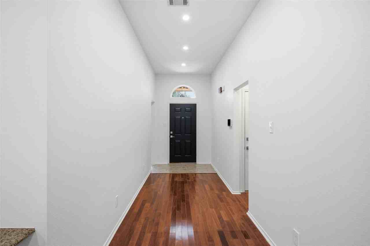 8625 Stetson Dr - Photo 2 of 15