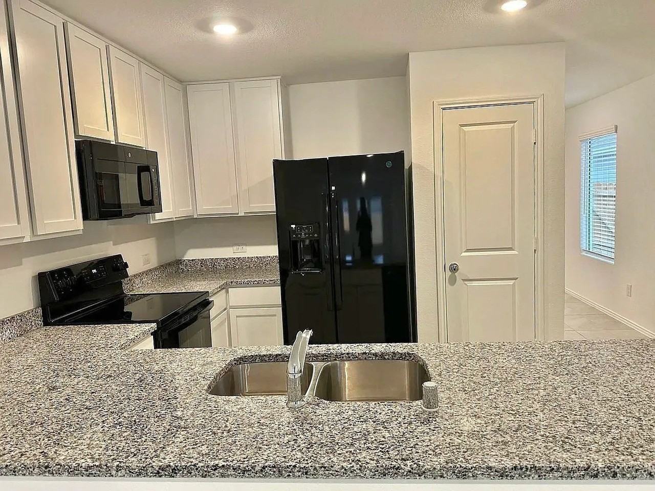 122 Wheatgrass Ln - Photo 2 of 10