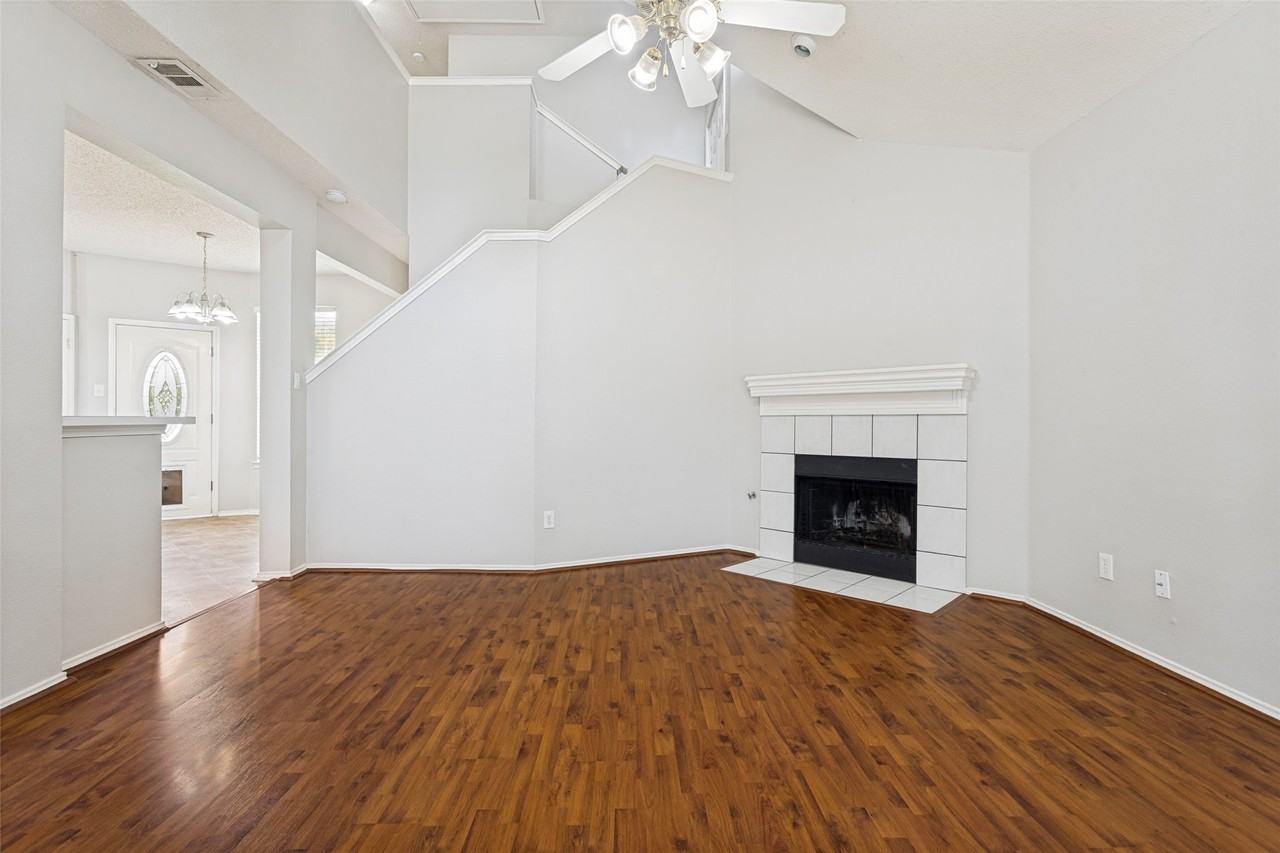 6722 Conestoga Dr - Photo 5 of 25