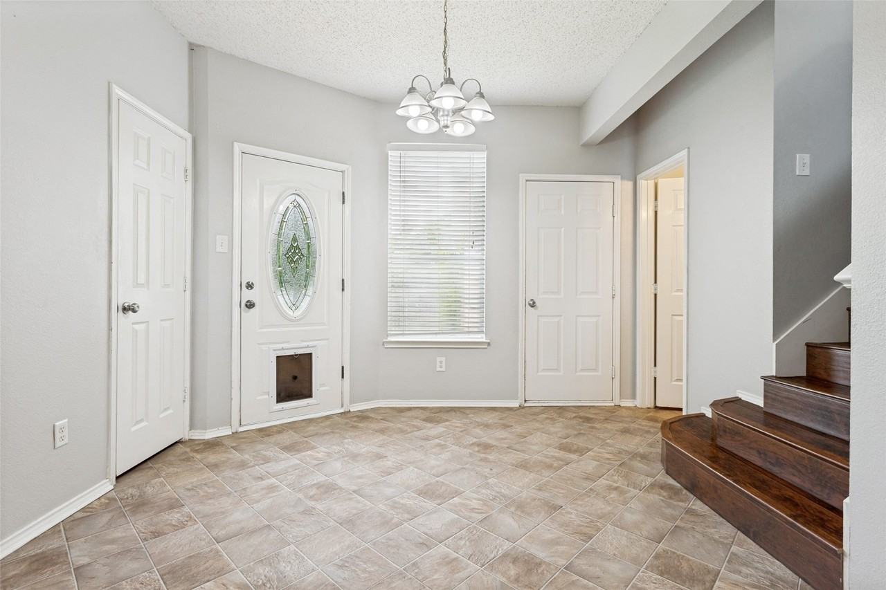 6722 Conestoga Dr - Photo 7 of 25