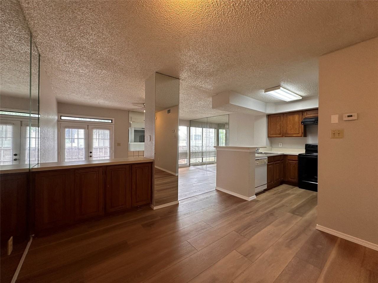 3416 Country Club Dr W #123 - Photo 6 of 17