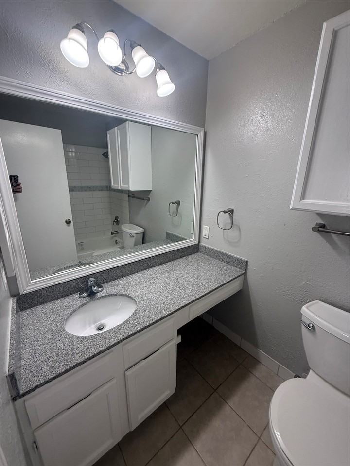 763 Little Creek Dr - Photo 6 of 16