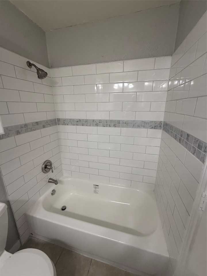 763 Little Creek Dr - Photo 7 of 16