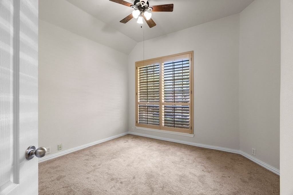 8731 Dancliff Dr - Photo 3 of 27