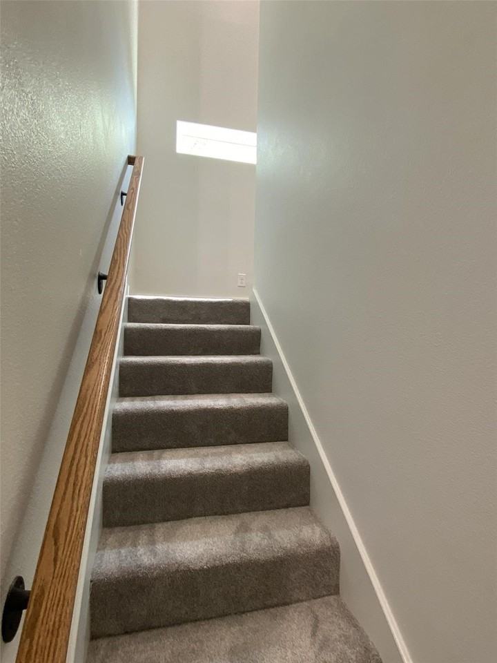 505 W Walker St #101 - Photo 7 of 16