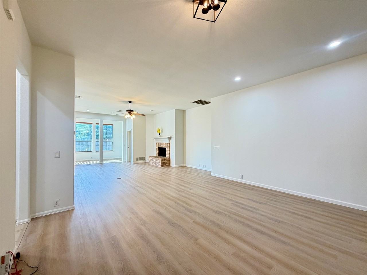 2811 Barco - Photo 6 of 31