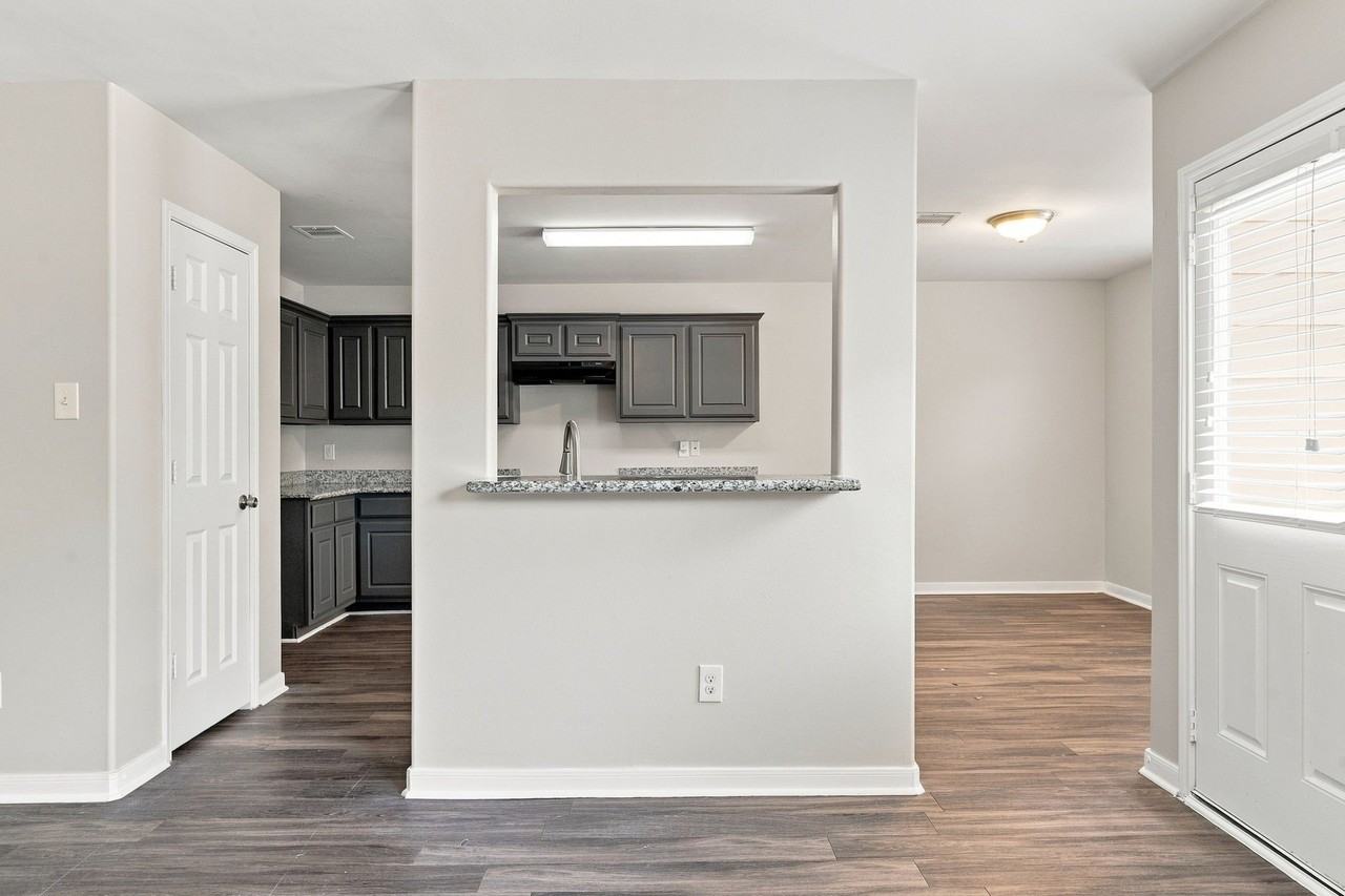 6811 Waterlilly View Ln - Photo 5 of 29