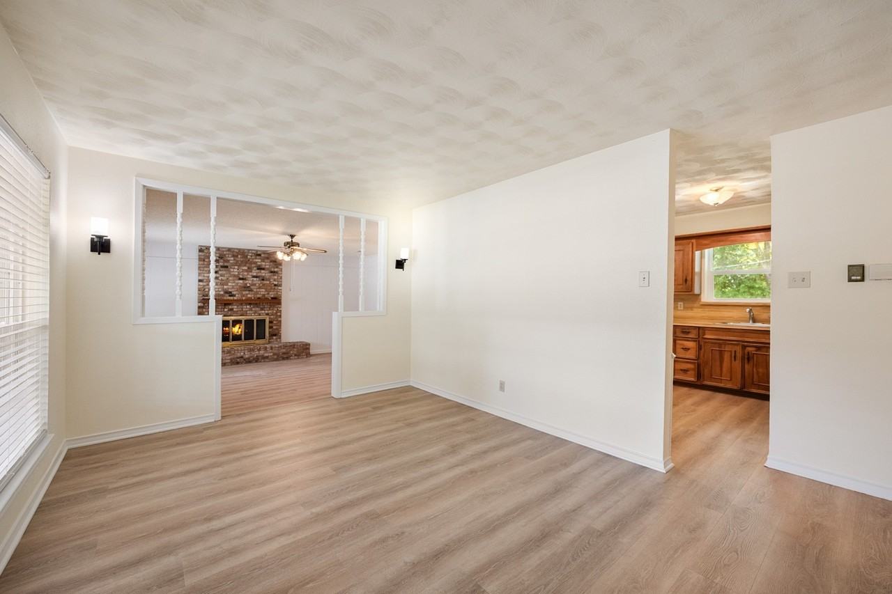 808 Jackson St - Photo 4 of 22