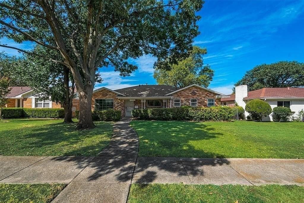 8423 Cadenza Ln - Photo 6 of 31