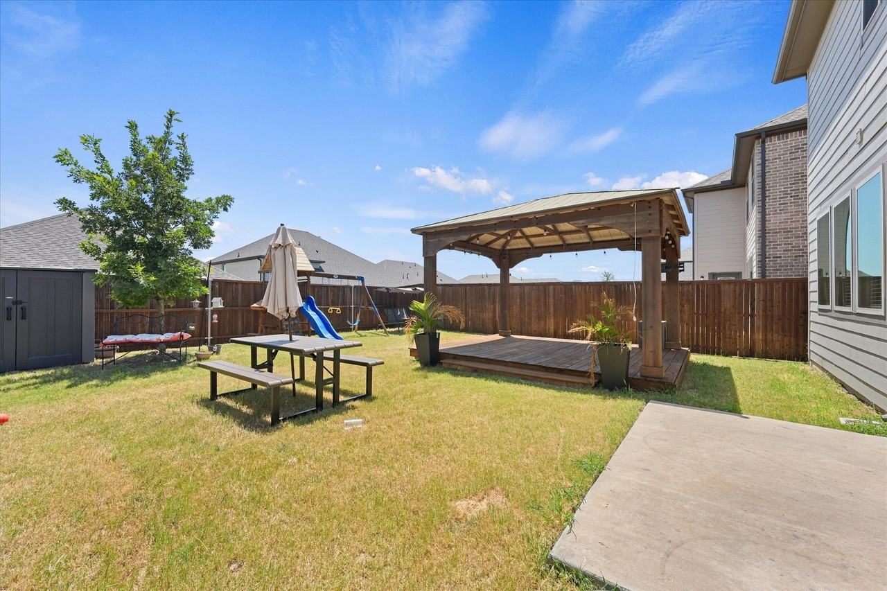 2616 Gaulding St - Photo 2 of 23