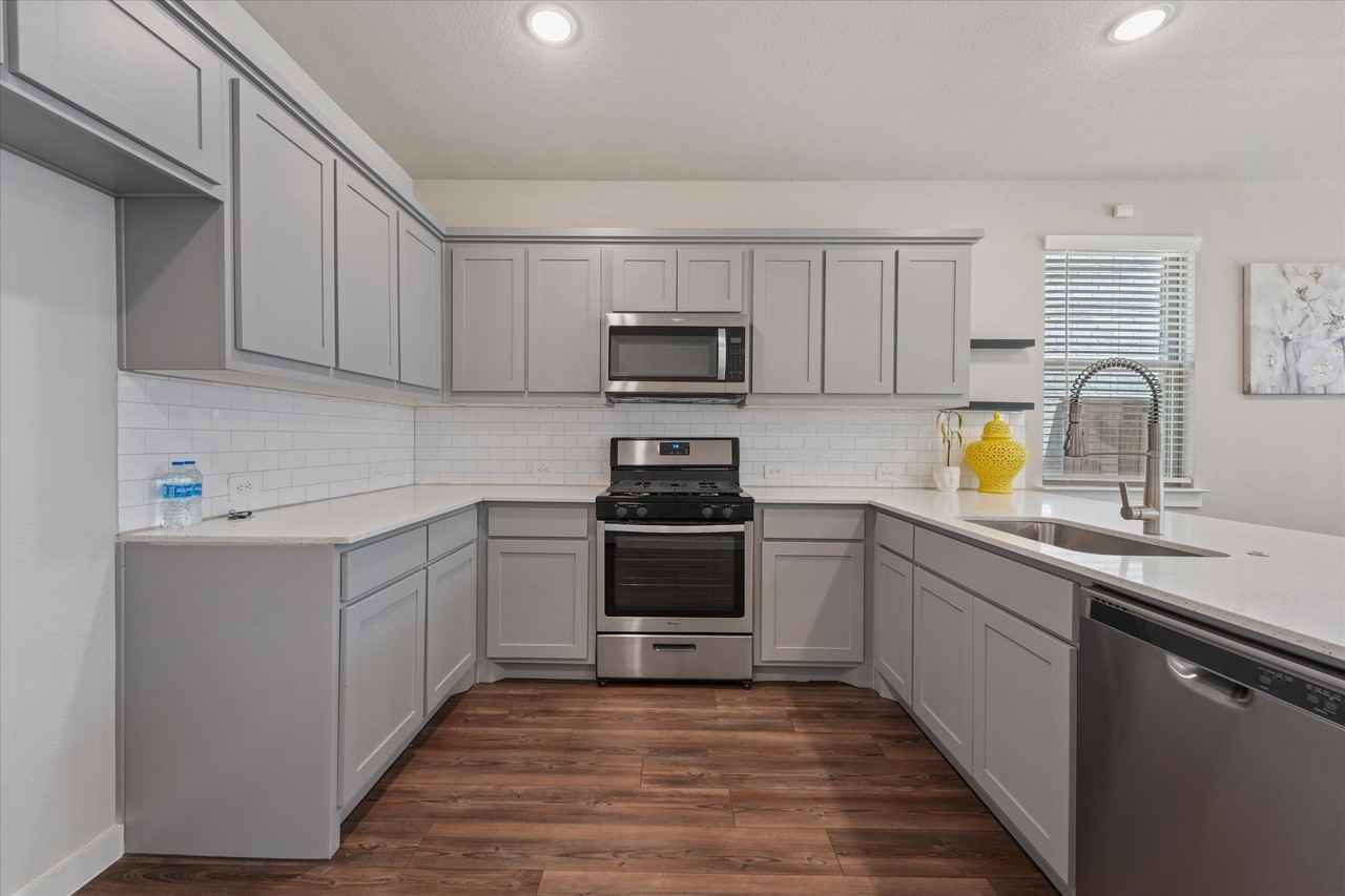 2616 Gaulding St - Photo 7 of 23