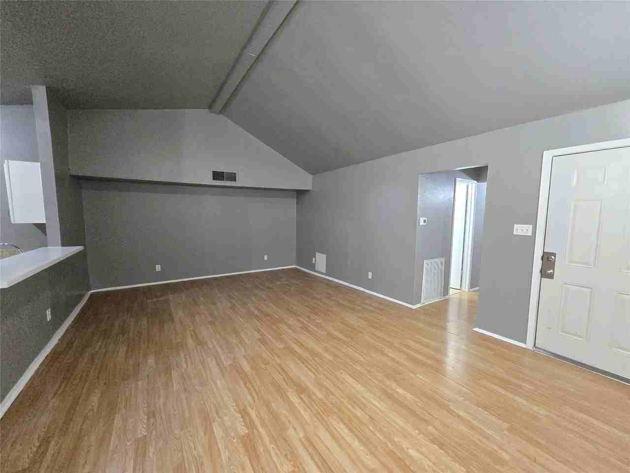 9571 Gonzales Dr - Photo 3 of 12