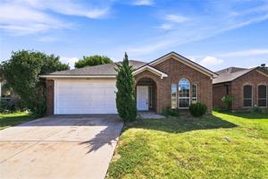featured image of 2833 Wakecrest Dr